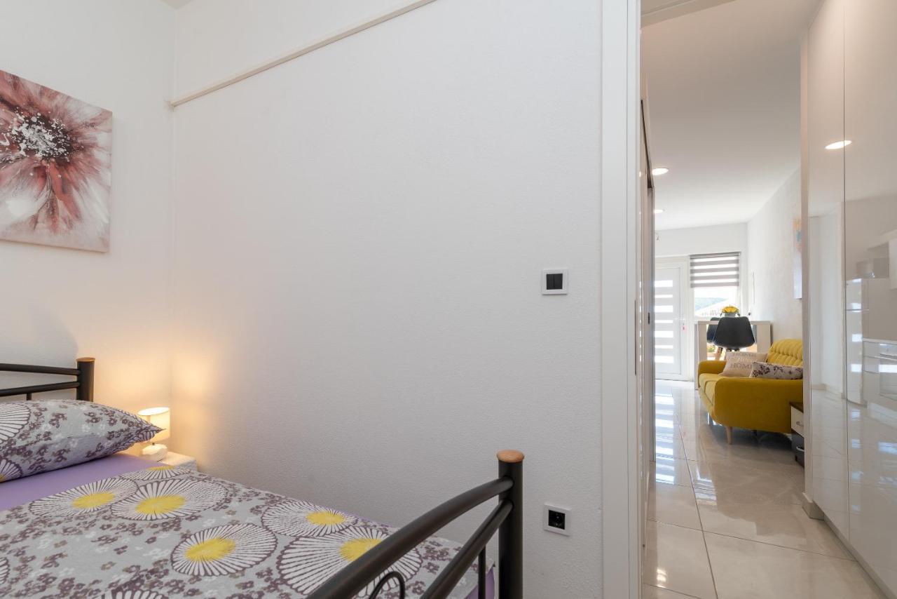 Apartment Leo 特罗吉尔 外观 照片