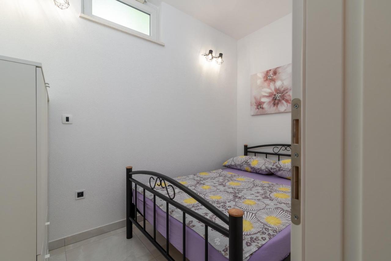 Apartment Leo 特罗吉尔 外观 照片